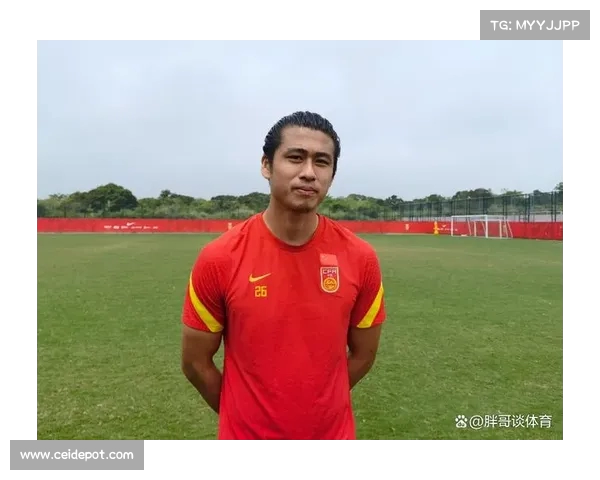 泪目!张玉宁因左肩受伤打封闭出征韩国,为国足生涯荣誉拼尽全力 泪目!张玉宁因左肩受伤打封闭出征韩国,为国足生涯荣誉拼尽全力